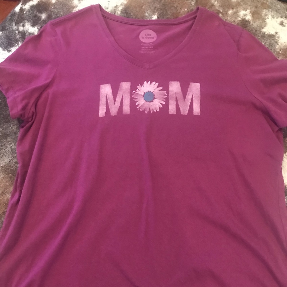 Life is Good womens t shirt size XL